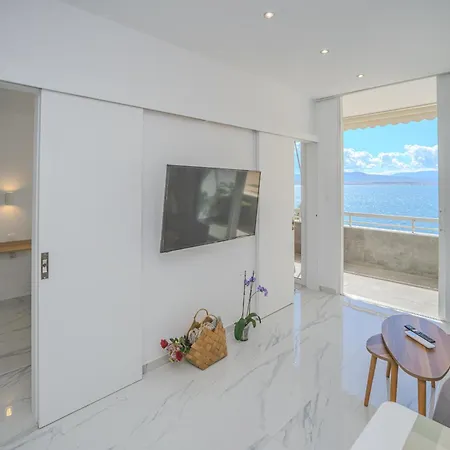 Ble Property Atlas Loutraki  Exterior photo
